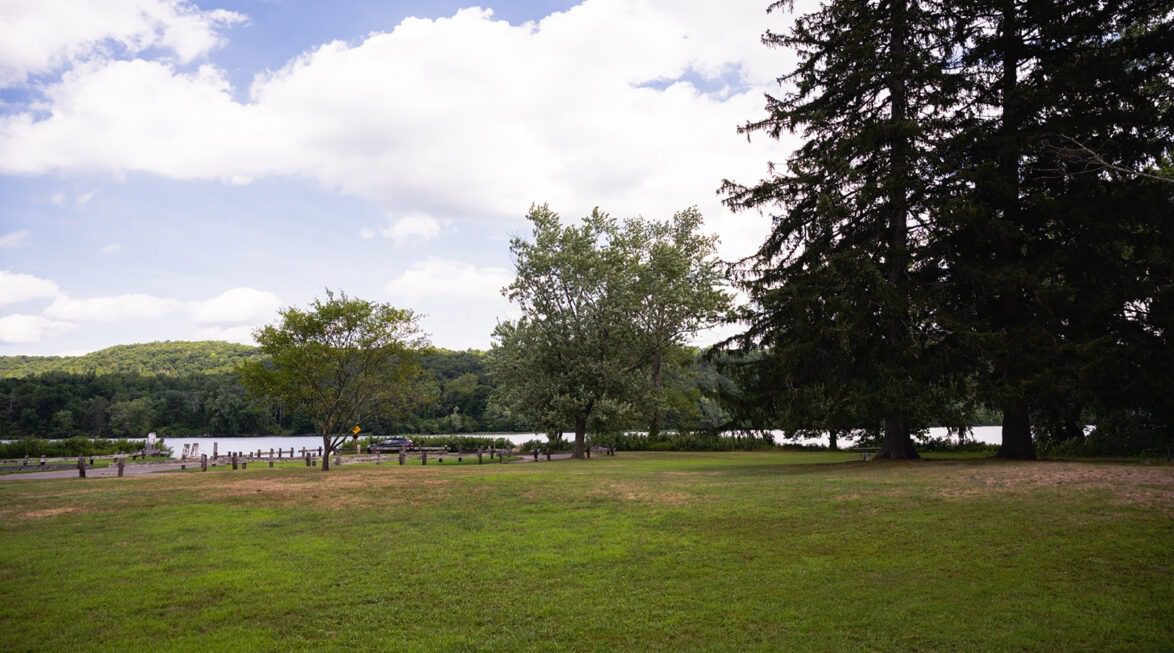 Nature Outside the Connecticut substance rehab Facility